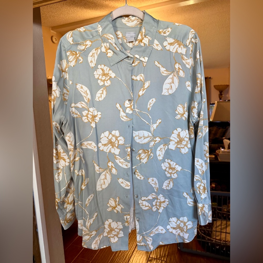 Chico's Light Gray and Gold Floral Blouse